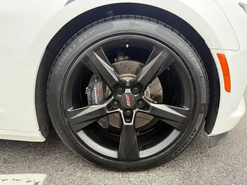 Used 2016 Chevrolet Camaro SS RWD image 23