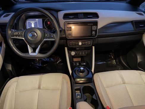 Used 2019 Nissan Leaf SL w/ SL Technology Package image 18