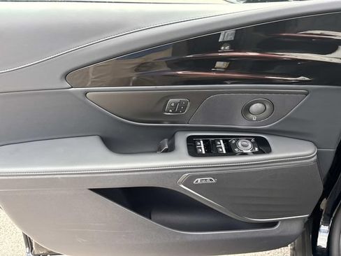 New 2026 Lincoln Nautilus Reserve w/ Jet Appearance Package AWD/4WD image 20