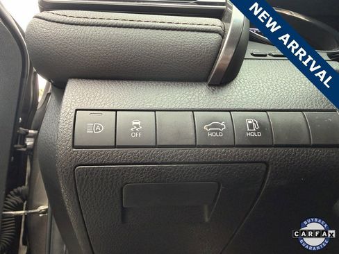 Used 2020 Toyota Camry LE w/ Carpet Mat Package image 9
