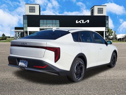 New 2025 Kia K4 EX
