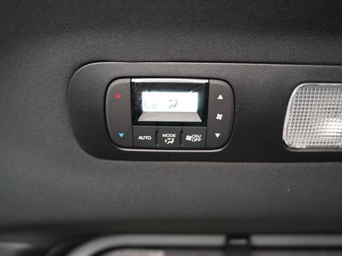 Used 2023 Honda Odyssey Sport image 33
