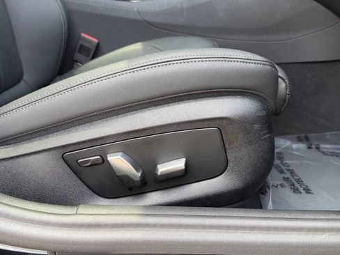 Used 2023 BMW 530i w/ M Sport Package RWD image 37