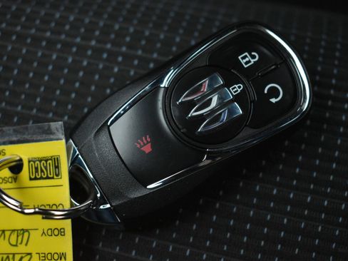 Used 2024 Buick Envista Preferred w/ Convenience I Package image 30