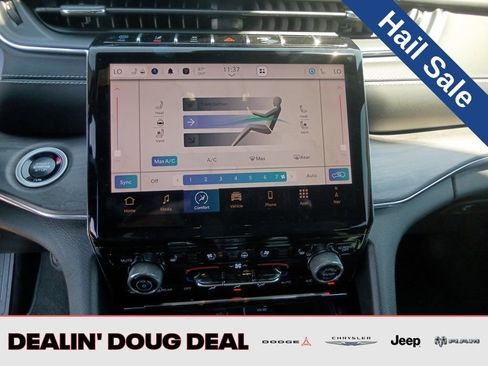 New 2024 Jeep Grand Cherokee Overland image 18