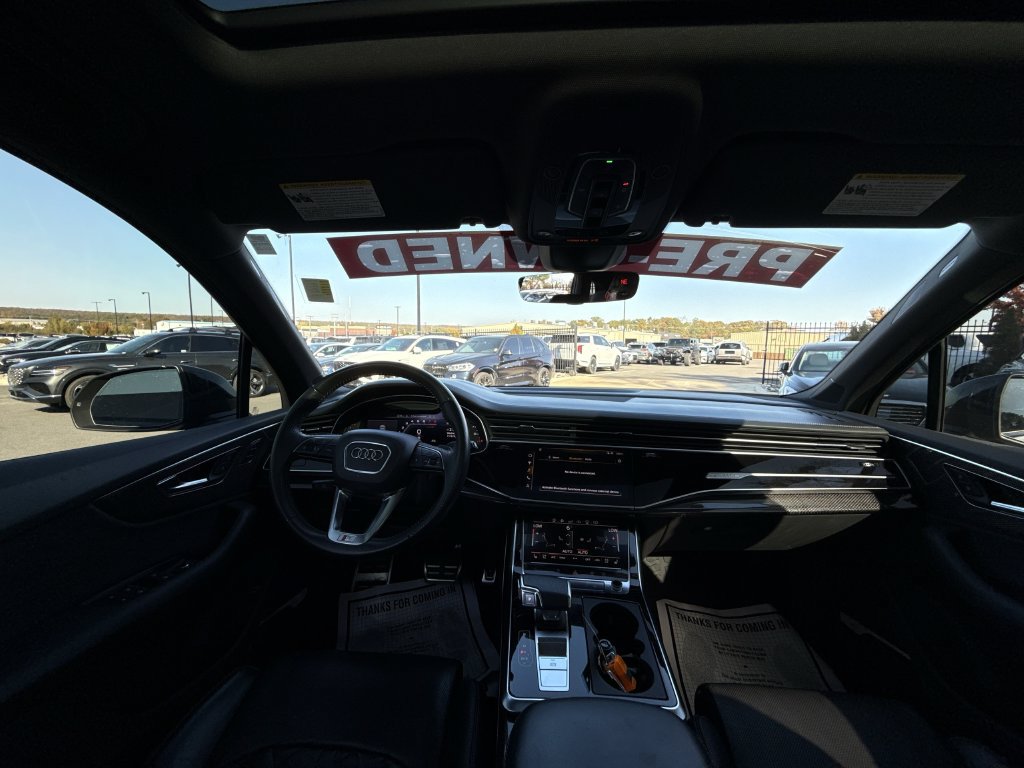 Used 2020 Audi SQ7 Prestige w/ Prestige Package AWD/4WD image 13