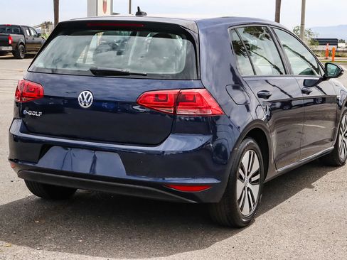 Used 2016 Volkswagen e-Golf SE FWD image 7