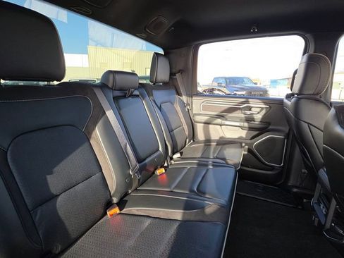Used 2023 RAM 1500 Laramie AWD/4WD image 15