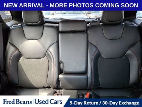 Used 2020 Jeep Cherokee Trailhawk w/ Cold Weather Group AWD/4WD image 21