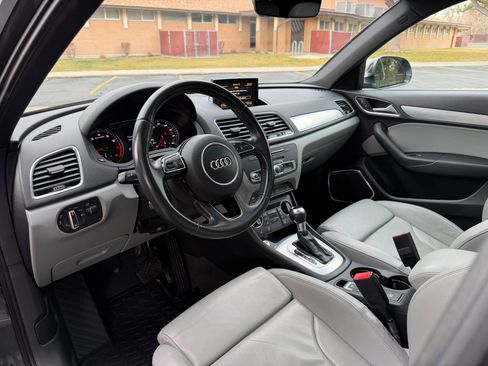 Used 2018 Audi Q3 2.0T Premium Plus image 15