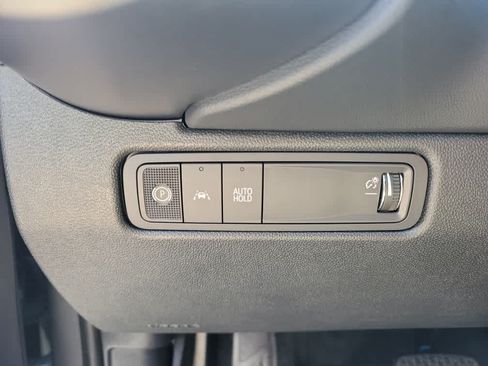 Used 2025 Chevrolet Equinox EV LT w/ Comfort Package AWD/4WD image 22