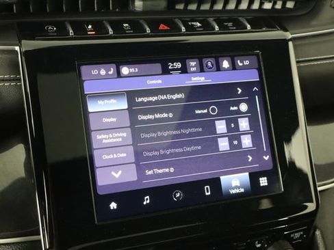 Used 2023 Jeep Grand Cherokee Altitude AWD/4WD image 32