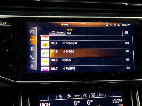 Used 2022 Audi RS Q8 w/ Black Optic Package image 16