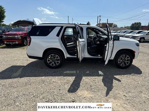 Used 2023 Chevrolet Tahoe Z71 w/ Luxury Package AWD/4WD image 38
