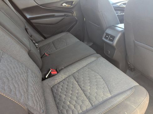 Used 2018 Chevrolet Equinox LT image 14