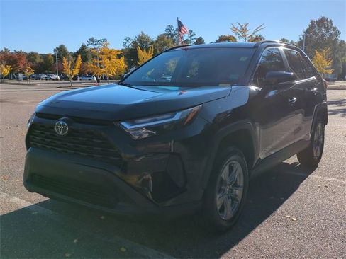 Used 2024 Toyota RAV4 XLE image 8