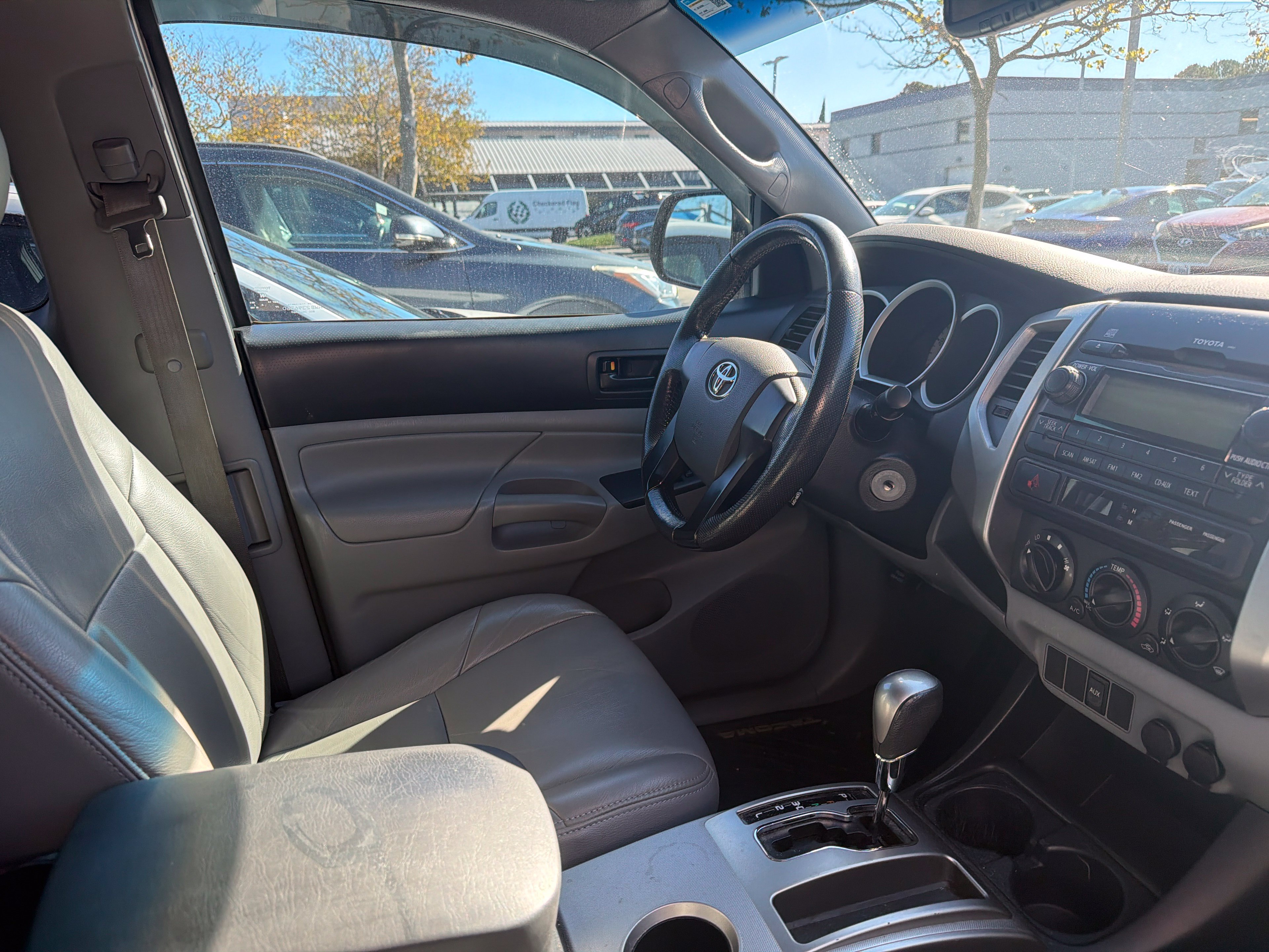 Used 2012 Toyota Tacoma 2WD Access Cab w/ SR5 Pkg image 11