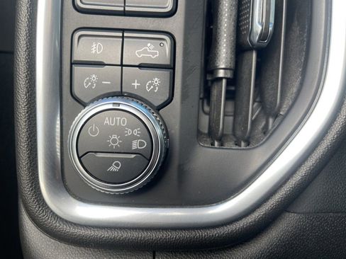 Used 2022 GMC Sierra 2500 AT4 w/ AT4 Premium Plus Package image 31