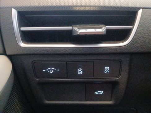 Used 2026 Hyundai Sonata SE FWD image 24