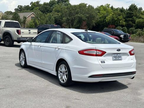 Used 2014 Ford Fusion SE FWD image 7