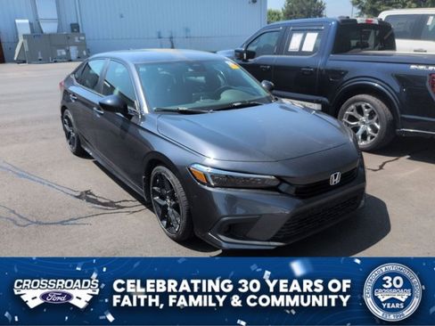 Used 2022 Honda Civic Sport image 1