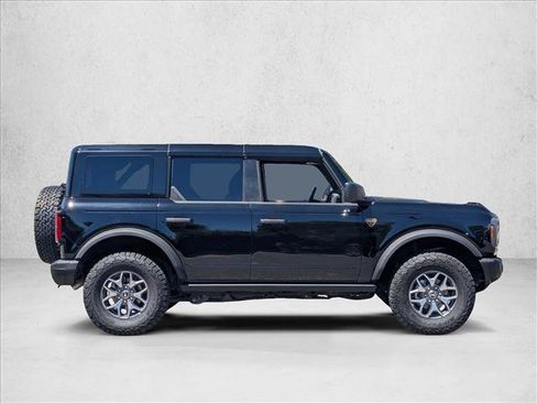 Certified 2025 Ford Bronco Badlands AWD/4WD image 4