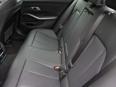 Used 2022 BMW 330i Sedan w/ Premium Package RWD image 37