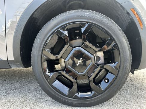 Certified 2024 Kia Sorento SX Prestige AWD/4WD image 18