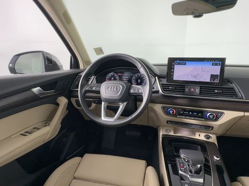 Used 2025 Audi Q5 2.0T Premium Plus w/ Premium Plus Package image 28