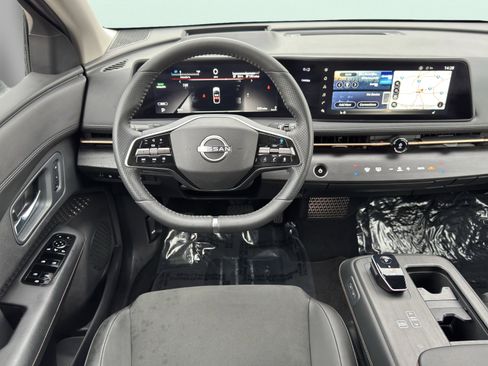 Used 2025 Nissan Ariya FWD image 72