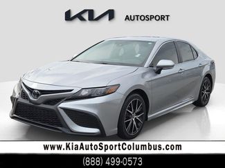 Used 2024 Toyota Camry SE video 1