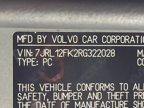 Used 2024 Volvo S60 B5 Core image 32