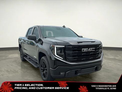 Used 2025 GMC Sierra 1500 Elevation w/ LPO, Elevation Black Package AWD/4WD image 17