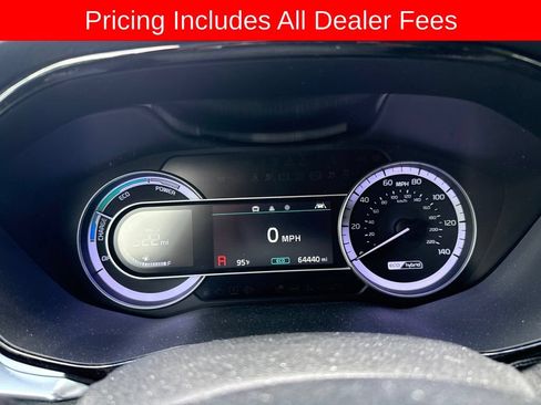 Used 2022 Kia Niro LXS FWD image 3