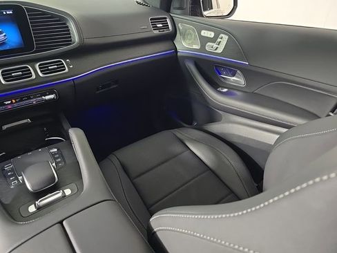 Used 2026 Mercedes-Benz GLS 450 4MATIC image 26