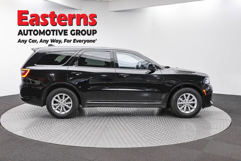 Used 2025 Dodge Durango GT RWD image 4