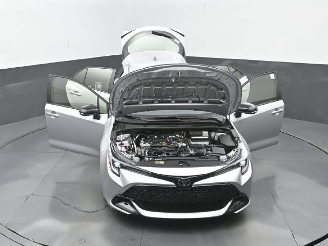 Used 2026 Toyota Corolla SE FWD image 32