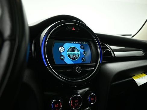 Used 2019 MINI Cooper 2-Door Hardtop image 14