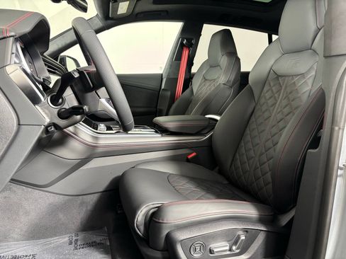 New 2026 Audi SQ8 Prestige AWD/4WD image 14