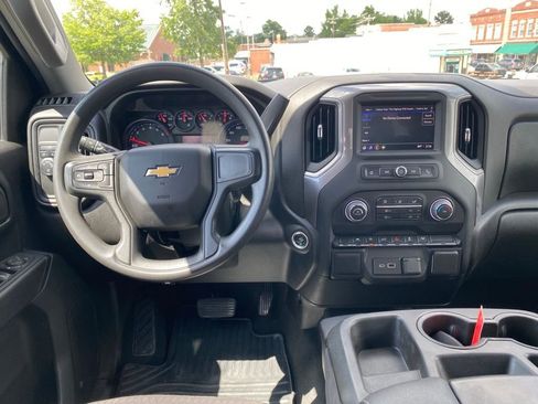 Used 2022 Chevrolet Silverado 1500 Custom RWD image 14