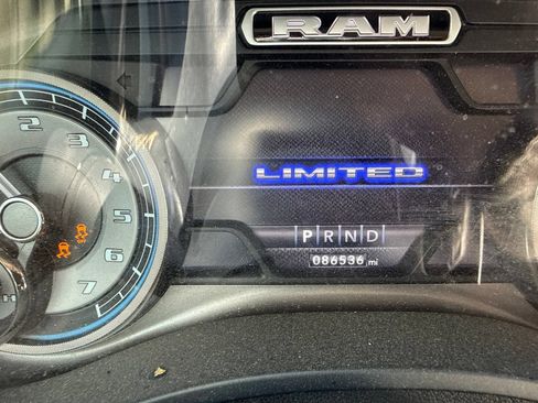 Used 2019 RAM 1500 Limited AWD/4WD image 5
