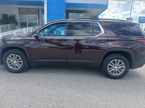 Used 2023 Chevrolet Traverse LT FWD image 7