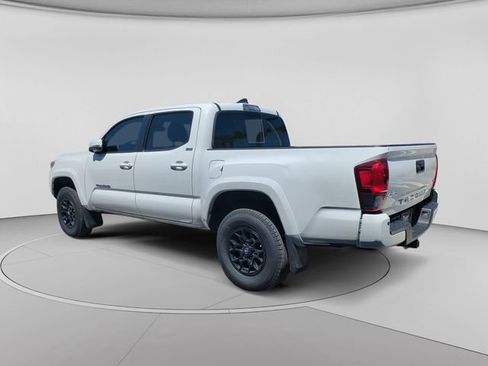 Used 2021 Toyota Tacoma SR5 AWD/4WD image 6