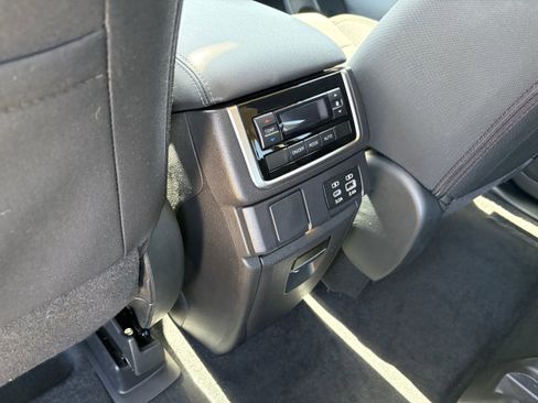 Certified 2025 Subaru Ascent Premium AWD/4WD image 31