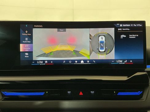 Certified 2025 BMW 530i w/ Premium Package image 12