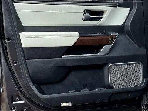 Used 2024 Toyota Sequoia Capstone image 28