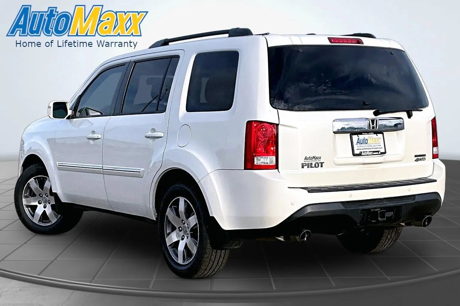Used 2015 Honda Pilot Touring image 4