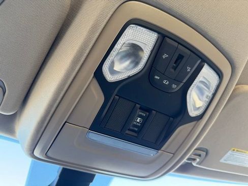 Used 2019 RAM 1500 Big Horn image 28