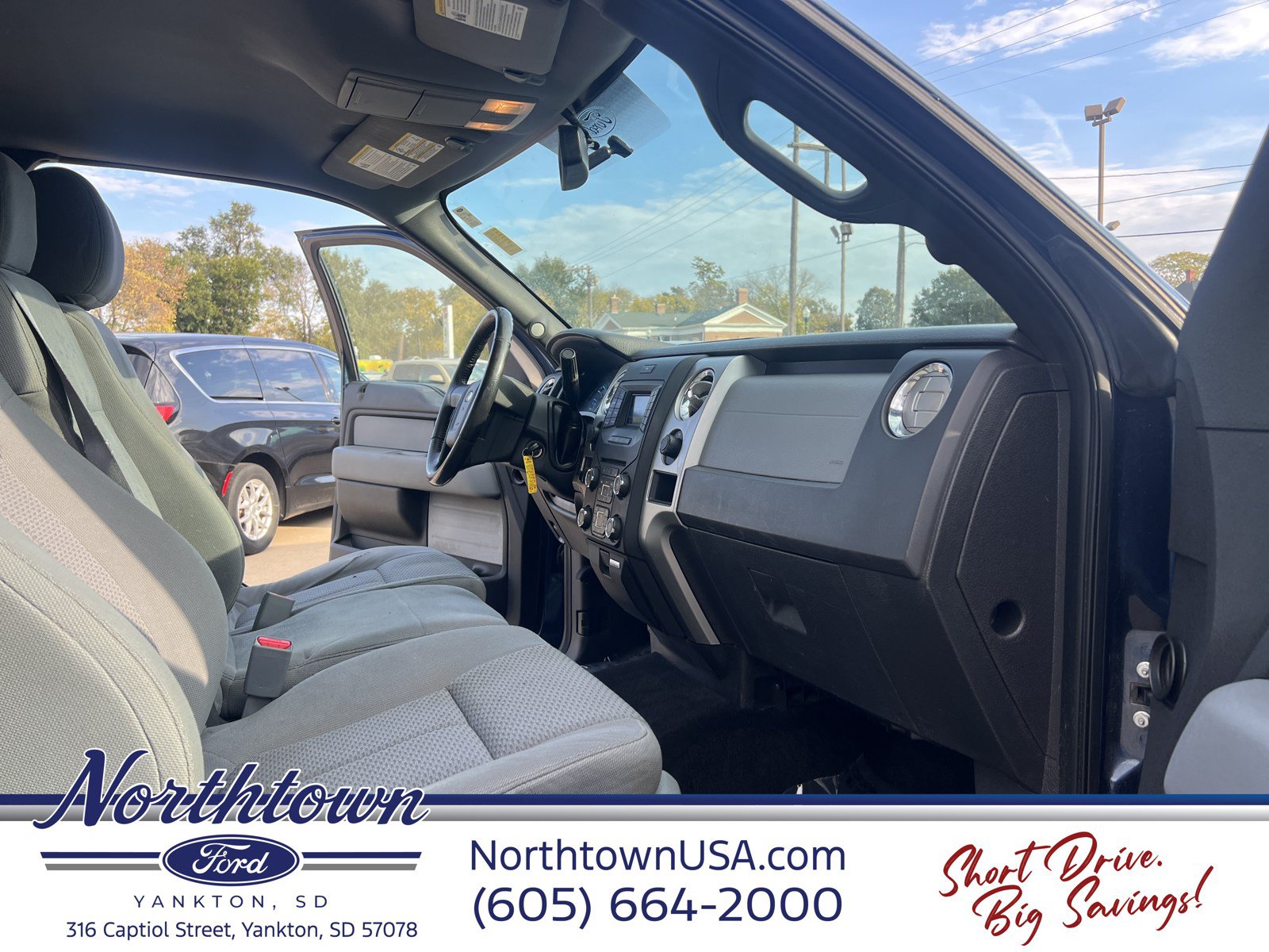 Used 2014 Ford F150 XLT w/ Equipment Group 301A Mid AWD/4WD image 25