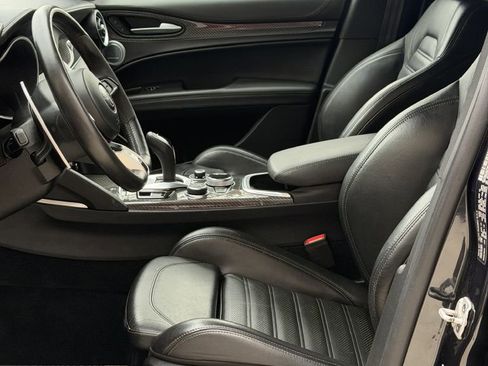 Used 2022 Alfa Romeo Stelvio Quadrifoglio w/ Active Assist Plus Package image 19